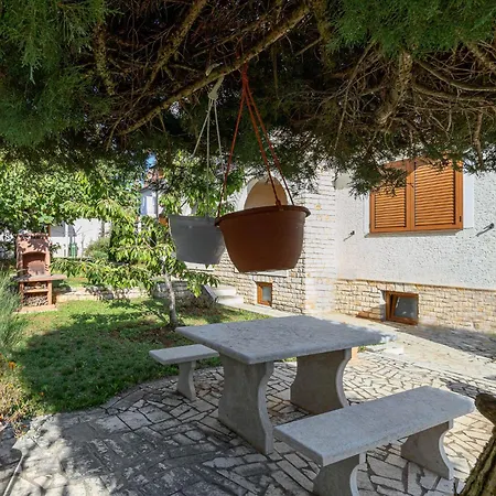 House Near The Sea & Center - Pet Friendly *