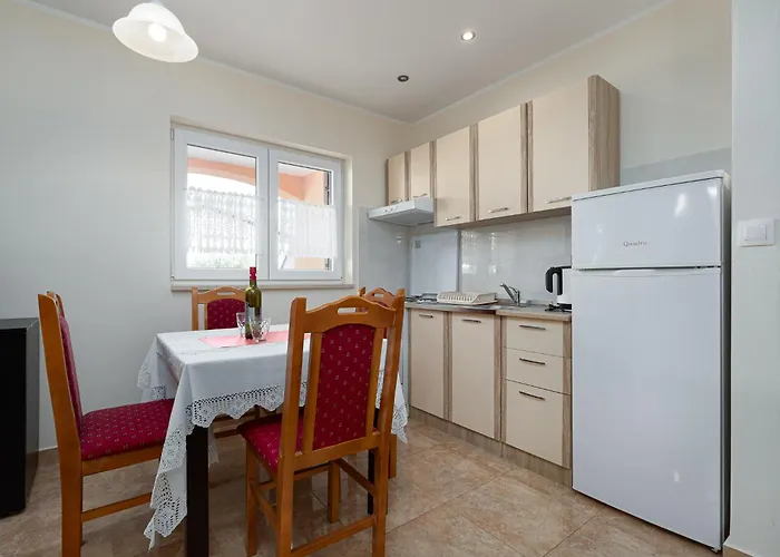 House Near The Sea & Center - Pet Friendly *