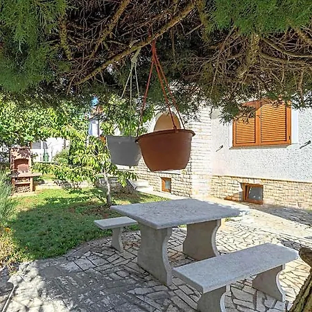 House Near The Sea & Center - Pet Friendly *