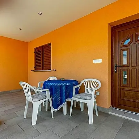 House Near The Sea & Center - Pet Friendly *