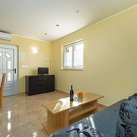House Near The Sea & Center - Pet Friendly * Poreč