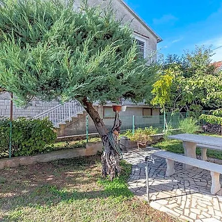 House Near The Sea & Center - Pet Friendly Lägenhet Poreč