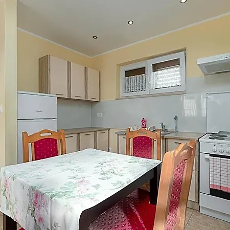 House Near The Sea & Center - Pet Friendly Poreč